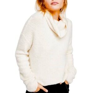 Anthropologie Entro Cream Boucle Teddy Sweater w/Cowlneck